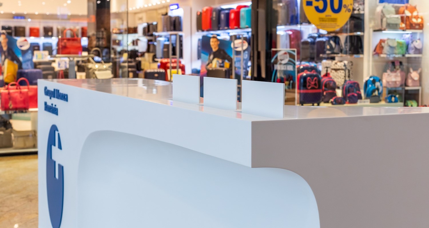 insula in mall termoformata 3D